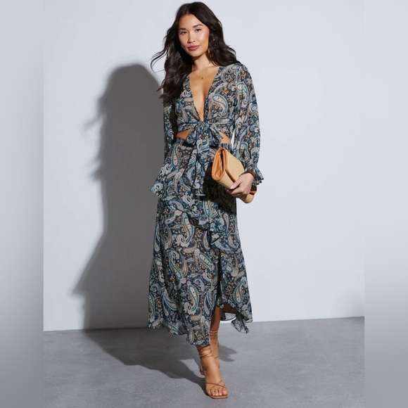 Vici Dresses & Skirts - NWT Palisades Paisley Diagonal Tiered Maxi Skirt &  Tie Top Size XS LAST ONE!!
